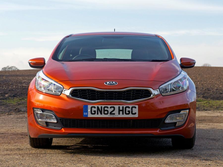  Kia pro_cee&rsquo;d EcoDynamics 2013 года  (UK) (фото 7 из 18)